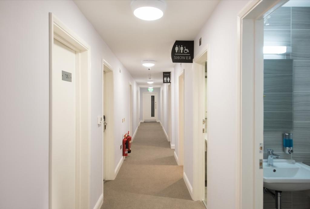 Docklands Lodge Лондон Экстерьер фото