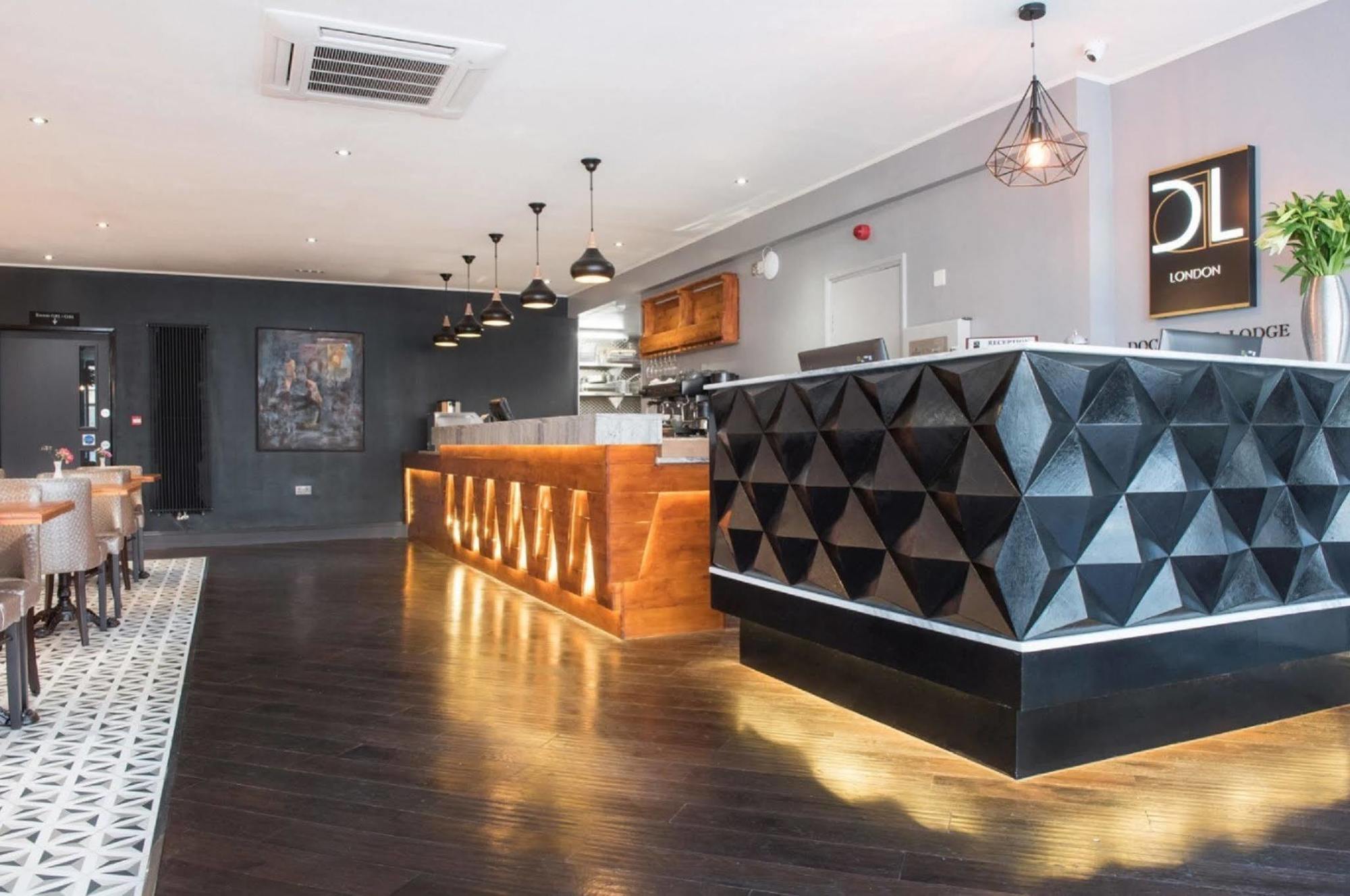 Docklands Lodge Лондон Экстерьер фото